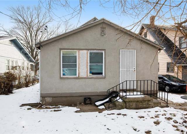 Property at 5838 Wabash Ave, Kansas City, MO 64130, 3 beds, 1 bath