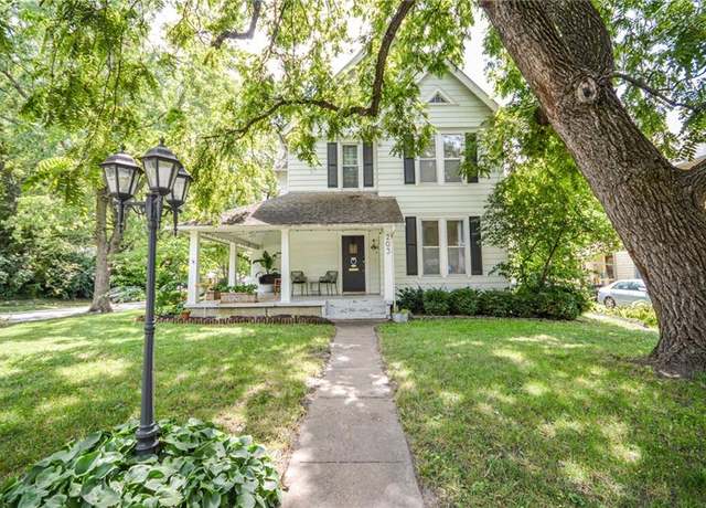 Property at 203 W Ruby Ave, Independence, MO 64050, 3 beds, 2.5 baths