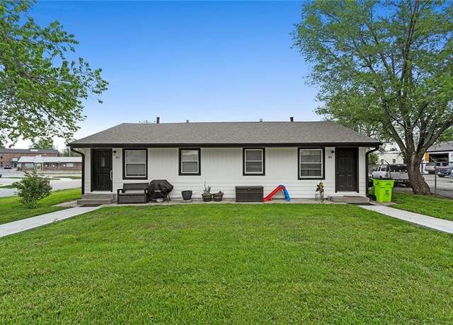 Property at 308 E Walnut St, Belton, MO 64012