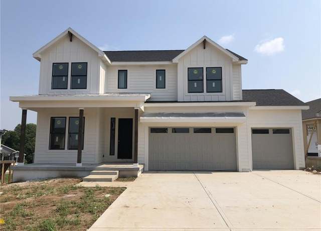 Property at 17163 S Laurelwood St, Olathe, KS 66062, 6 beds, 4.5 baths