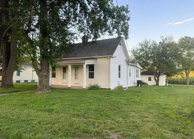 Property at 403 S Lafayette St, Corder, MO 64021, 3 beds, 1 bath