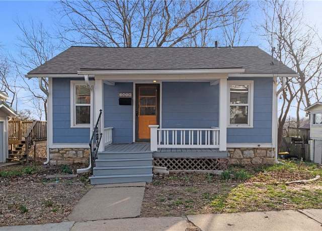 Property at 3415 Genessee St, Kansas City, MO 64111, 2 beds, 1 bath