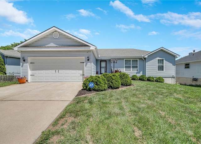 Property at 1617 N Jones Ct, Independence, MO 64056, 3 beds, 3 baths