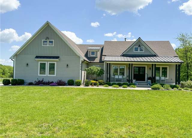 Property at 21219 S Coleman Rd, Peculiar, MO 64078, 4 beds, 3.5 baths