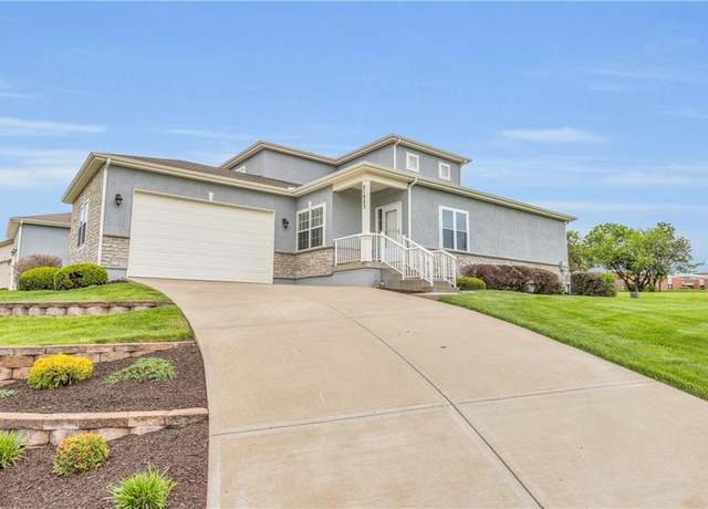 Property at 21923 W 116th Pl, Olathe, KS 66061, 5 beds, 3.5 baths