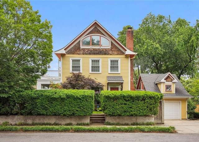 Property at 4536 Genessee St, Kansas City, MO 64111, 3 beds, 2.5 baths