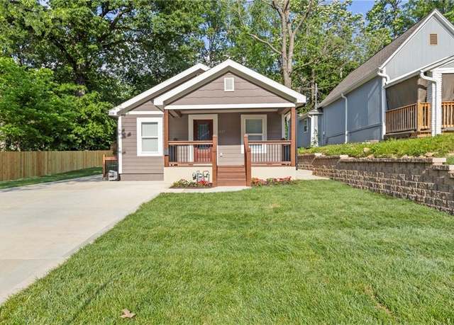 Property at 1427 N 26th St, Kansas City, KS 66102, 3 beds, 2 baths