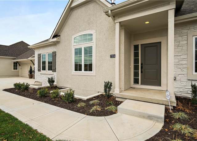 Property at 7233 Allman Dr, Shawnee, KS 66217, 3 beds, 3 baths