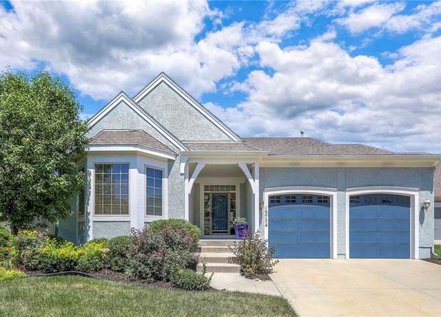 Property at 13774 W 141st Ter, Olathe, KS 66062, 4 beds, 3 baths