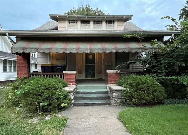 Property at 5809 Kenwood Ave, Kansas City, MO 64110, 3 beds, 1 bath