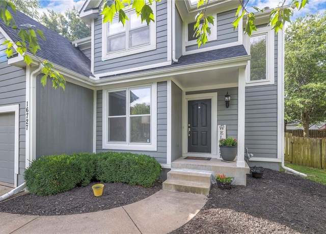 Property at 16727 W 156th St, Olathe, KS 66062, 3 beds, 3.5 baths