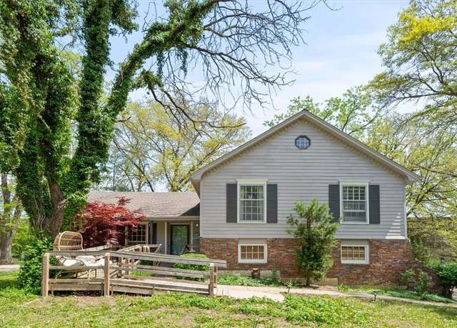 Property at 10051 Melrose Dr, Overland Park, KS 66214, 4 beds, 2.5 baths