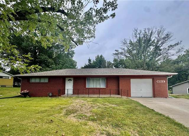Property at 6515 Sears Dr, Kansas City, KS 66102, 2 beds, 2 baths