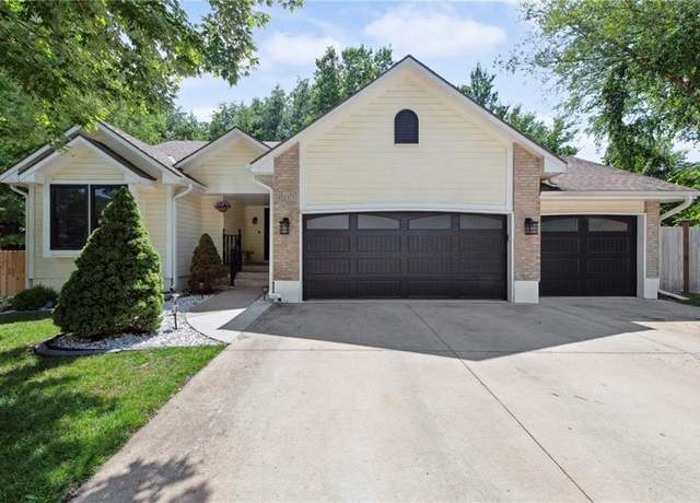 Property at 1311 SE Eastridge Cir, Blue Springs, MO 64014, 4 beds, 3 baths