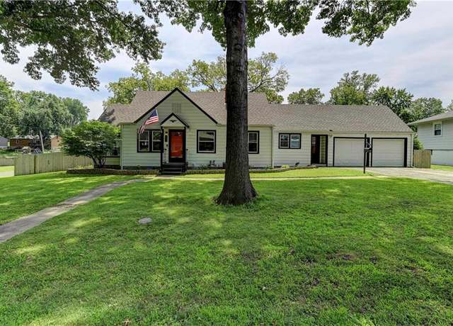 Property at 9217 E 69th St, Raytown, MO 64133, 2 beds, 1.5 baths