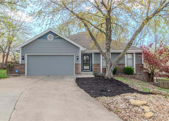 Property at 1327 SW 24th St, Blue Springs, MO 64015, 3 beds, 3 baths