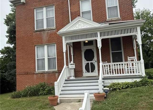 Property at 1116 Dewey Ave, St Joseph, MO 64505, 4 beds, 2.5 baths