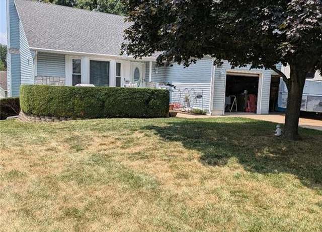 Property at 1309 N Annie St, Olathe, KS 66061, 4 beds, 3 baths