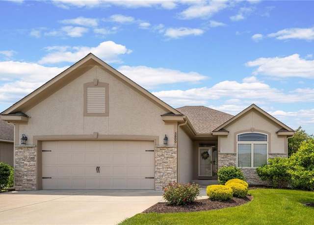 Property at 5800 NW 108th Ct, Kansas City, MO 64154, 4 beds, 3 baths