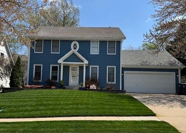 Property at 1321 SW Crossing Dr, Lee's Summit, MO 64081, 3 beds, 3.5 baths