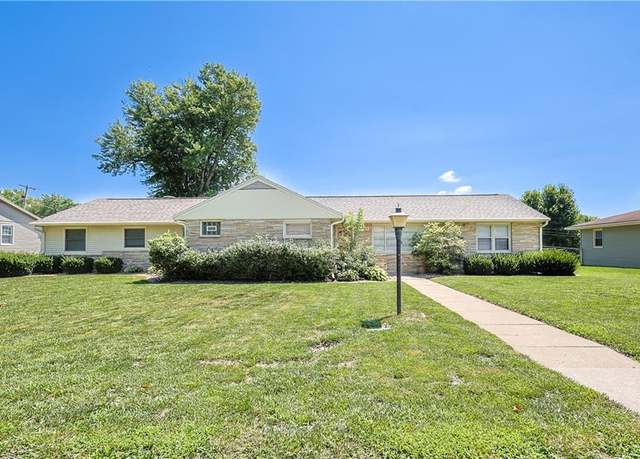 Property at 3331 Mueller Ln, St Joseph, MO 64506, 3 beds, 3 baths