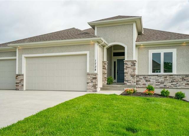 Property at 1609 NE Park Springs Ter, Lee's Summit, MO 64064, 3 beds, 3 baths