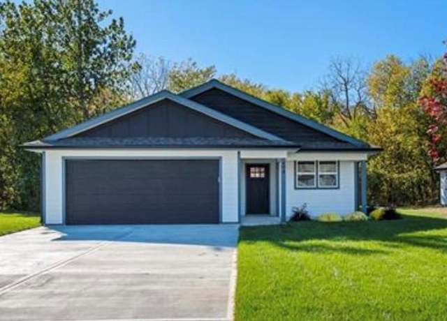 Property at 404 Douglas St, Wellsville, KS 66092, 3 beds, 2 baths