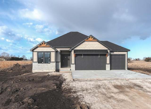 Property at 17053 163rd St, Basehor, KS 66007, 4 beds, 3 baths