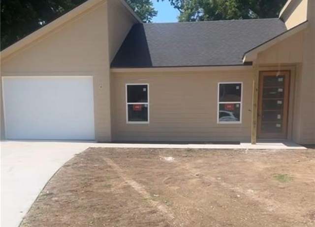 Property at 2100 S 37th St, Kansas City, KS 66106, 3 beds, 2 baths