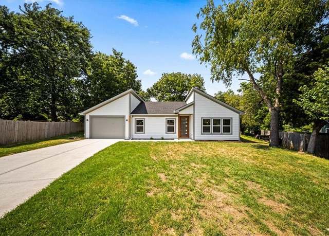 Property at 2100 S 37th St, Kansas City, KS 66106, 3 beds, 2 baths
