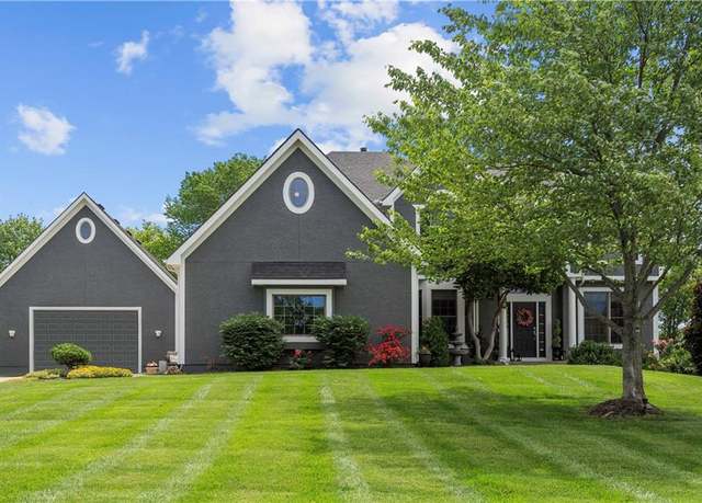 Property at 15801 Parkhill St, Overland Park, KS 66221, 4 beds, 4 baths