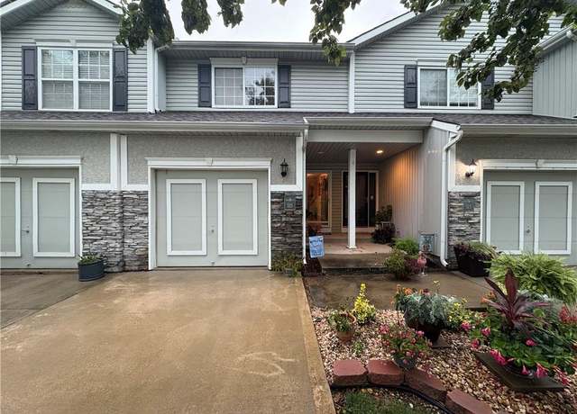 Property at 525 SW Shadow Glen Dr, Blue Springs, MO 64015, 2 beds, 2.5 baths