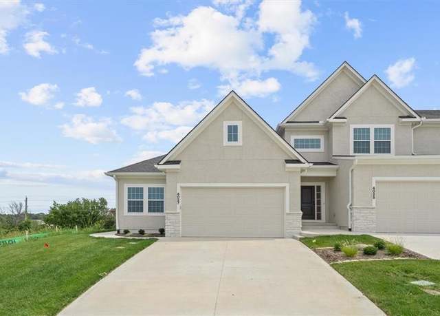 Property at 4027 NE Sagamore Dr Unit A, Lee's Summit, MO 64064, 3 beds, 3 baths