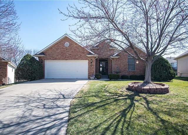 Property at 22513 E 33rd St S, Blue Springs, MO 64015, 2 beds, 3 baths