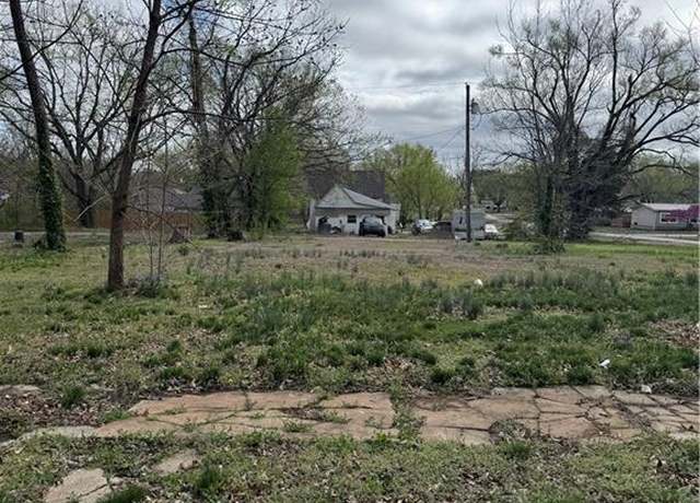 Property at 619 Heylman St, Fort Scott, KS 66701