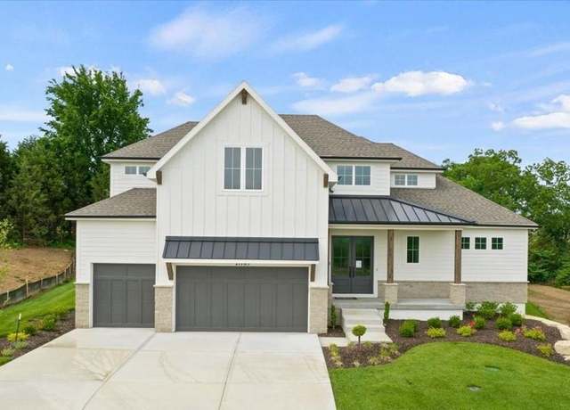 Property at 17104 Earnshaw St, Overland Park, KS 66221, 5 beds, 5.5 baths