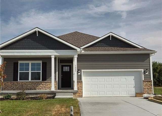 Property at 7802 NE 107th Ter, Kansas City, MO 64157, 3 beds, 2 baths
