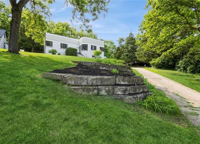 Property at 5308 Foster St, Overland Park, KS 66202, 3 beds, 2.5 baths