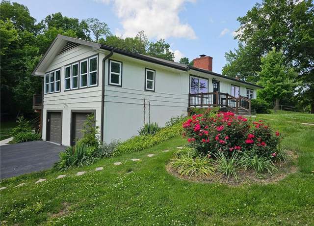 Property at 7904 NW Potomac Ave, Weatherby Lake, MO 64152, 5 beds, 3 baths