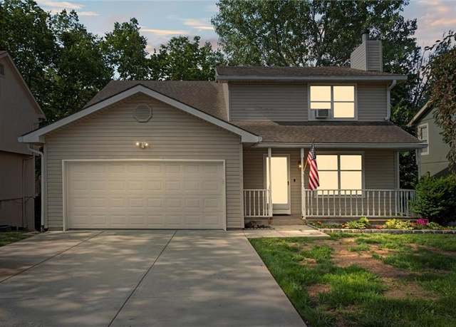 Property at 446 Hithergreen Dr, Lansing, KS 66043, 4 beds, 2 baths