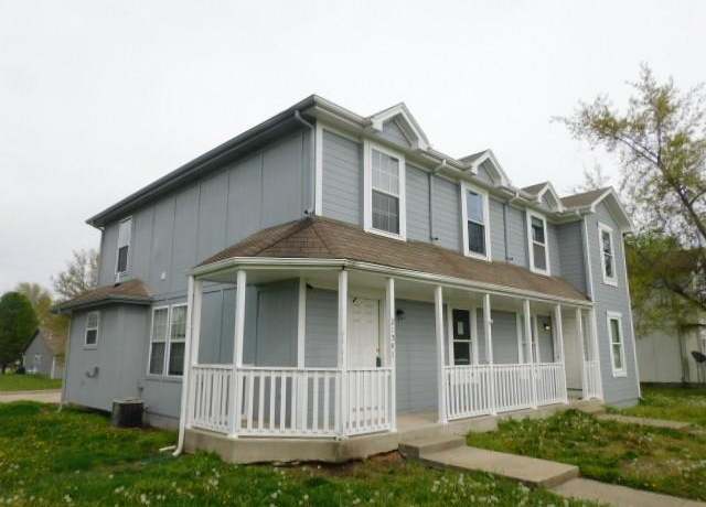 Property at 21541-21543 S Peculiar Dr, Peculiar, MO 64078, 12 beds, 8 baths