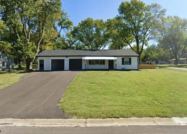 Property at 13315 10th St, Grandview, MO 64030, 3 beds, 2 baths