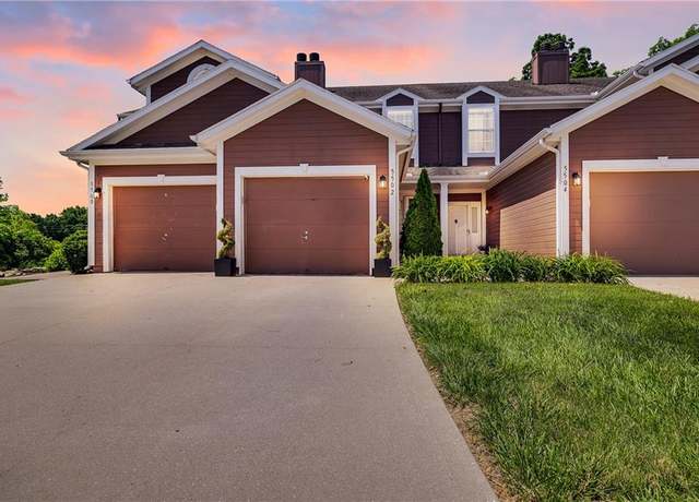 Property at 5502 Moonlight Meadow Dr, Lee's Summit, MO 64064, 2 beds, 3 baths