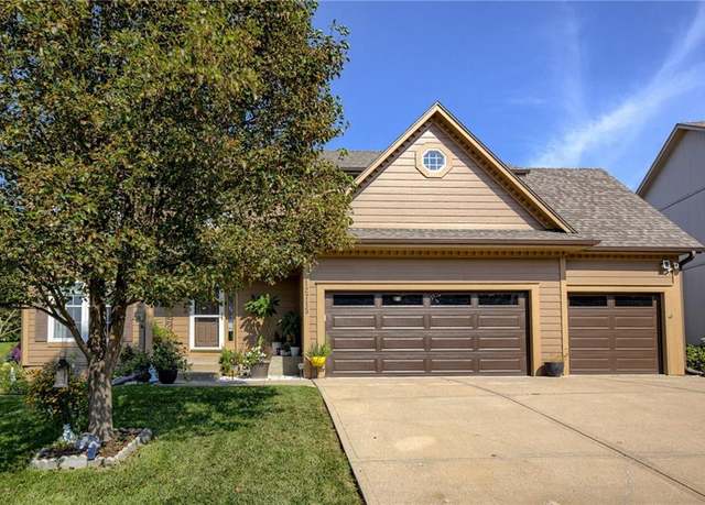 Property at 12715 S Rene St, Olathe, KS 66062, 4 beds, 2.5 baths