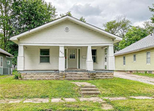 Property at 640 E 11th St, Sedalia, MO 65301, 2 beds, 1 bath