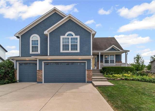 Property at 1515 Deer Path, Raymore, MO 64083, 4 beds, 2.5 baths