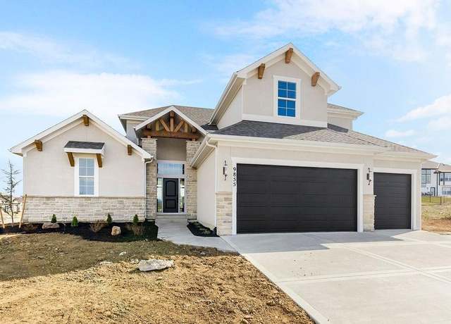 Property at 9842 NE 104th Ter, Kansas City, MO 64157, 4 beds, 3.5 baths