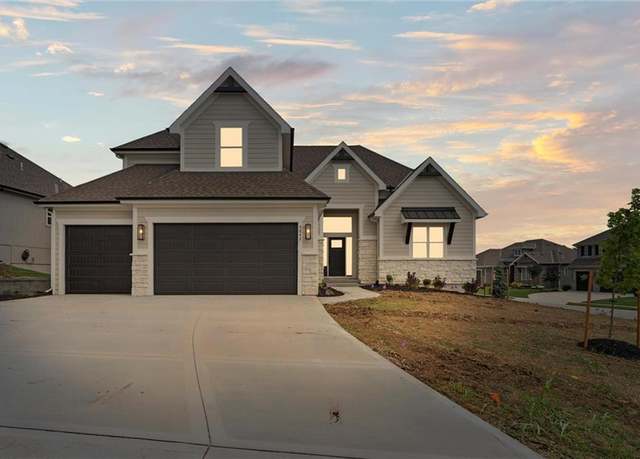 Property at 9842 NE 104th Ter, Kansas City, MO 64157, 4 beds, 3.5 baths