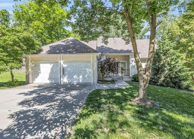 Property at 18004 E 49th Ter Ct S, Independence, MO 64055, 3 beds, 3 baths