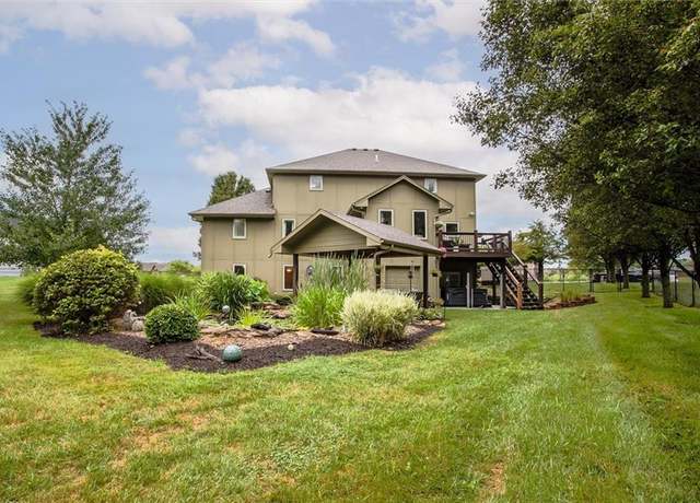 Property at 1200 Buckeye Ln, Pleasant Hill, MO 64080, 4 beds, 4.5 baths
